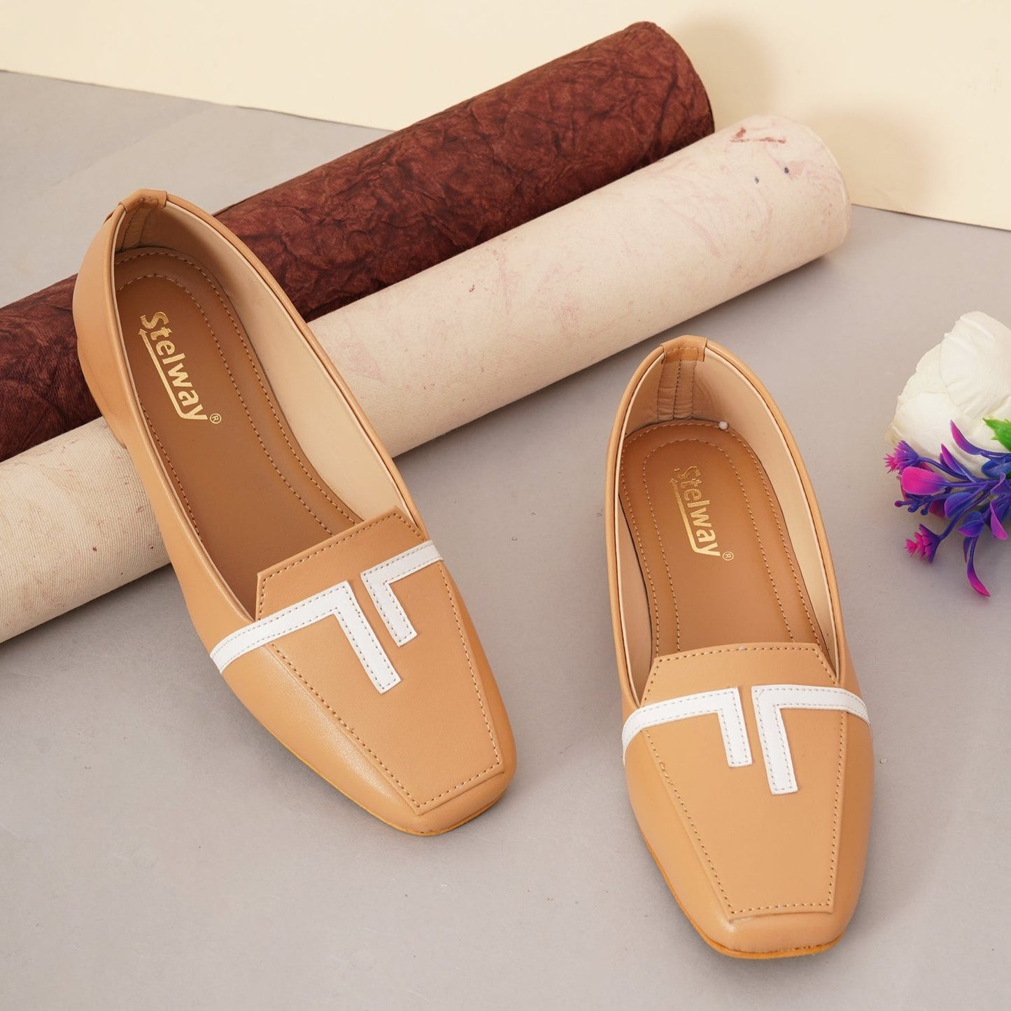 Classic minimalist beige Ballerina shoes with heels