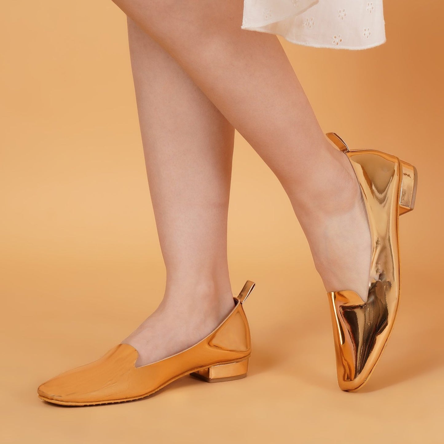Stelway Shiny Chromium golden ballerinas for women